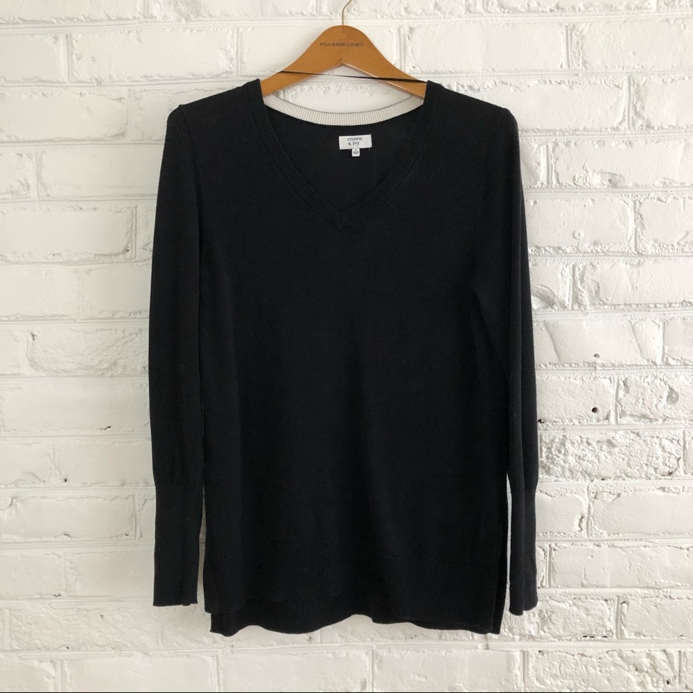 Crown & Ivy Lightweight Sweater | Size S